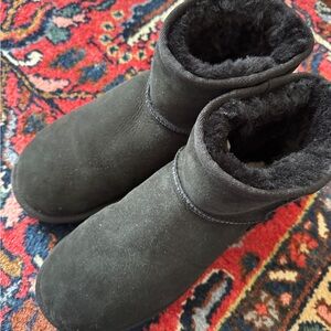 Cozy Black Ankle Boots
